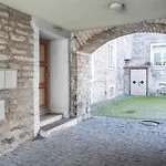 Old Town 2-Bathroom Apartment With Sauna